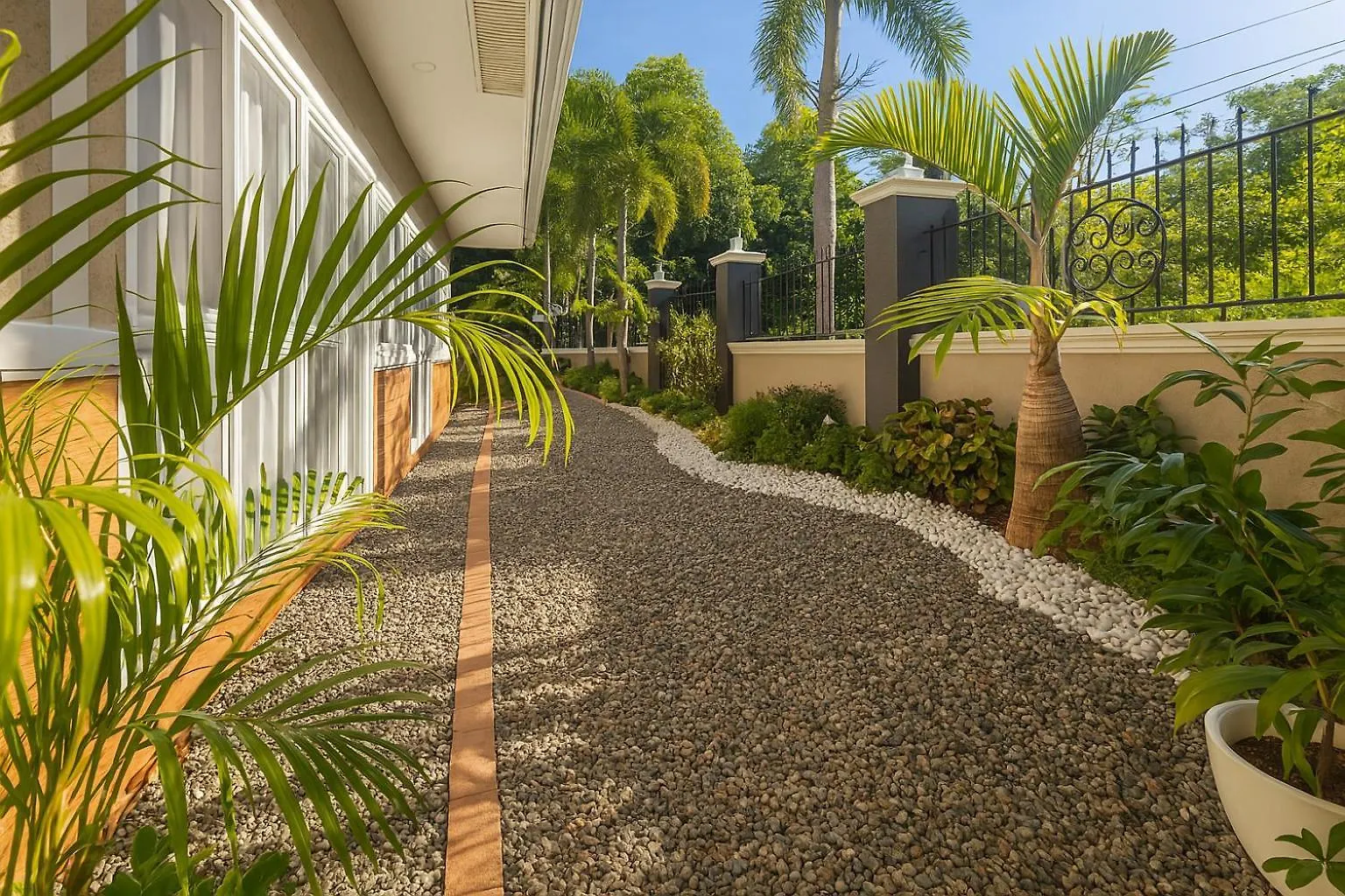 The Aston Residences Clark Private 3Br Villa Near Clark Airport Ángeles