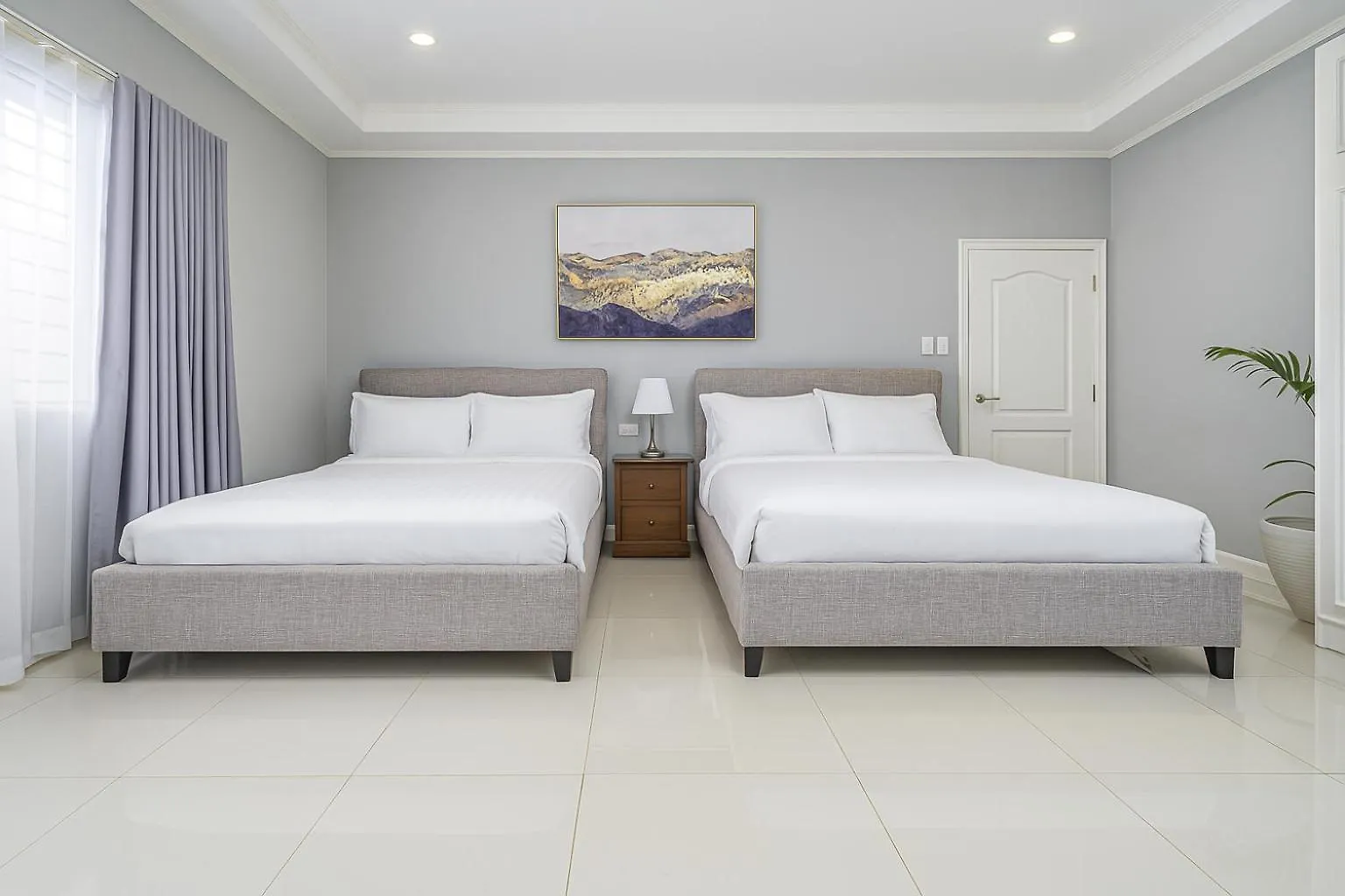 The Aston Residences Clark Private 3Br Villa Near Clark Airport Ángeles 0*,  Filipinas