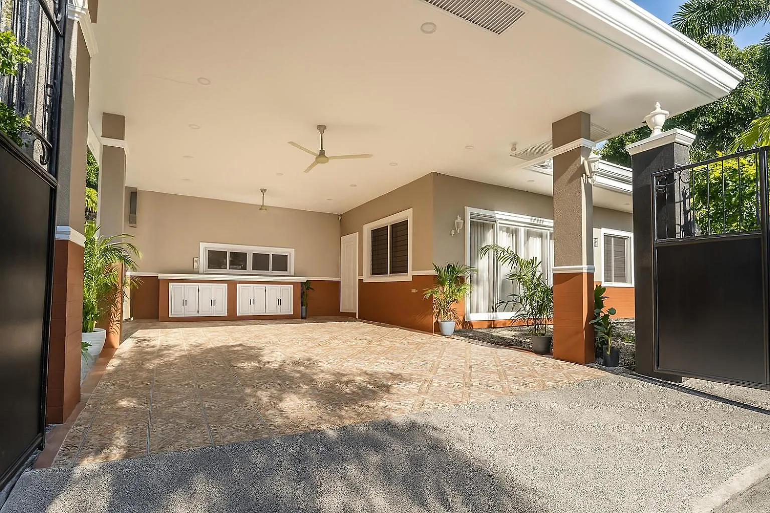The Aston Residences Clark Private 3Br Villa Near Clark Airport Ángeles